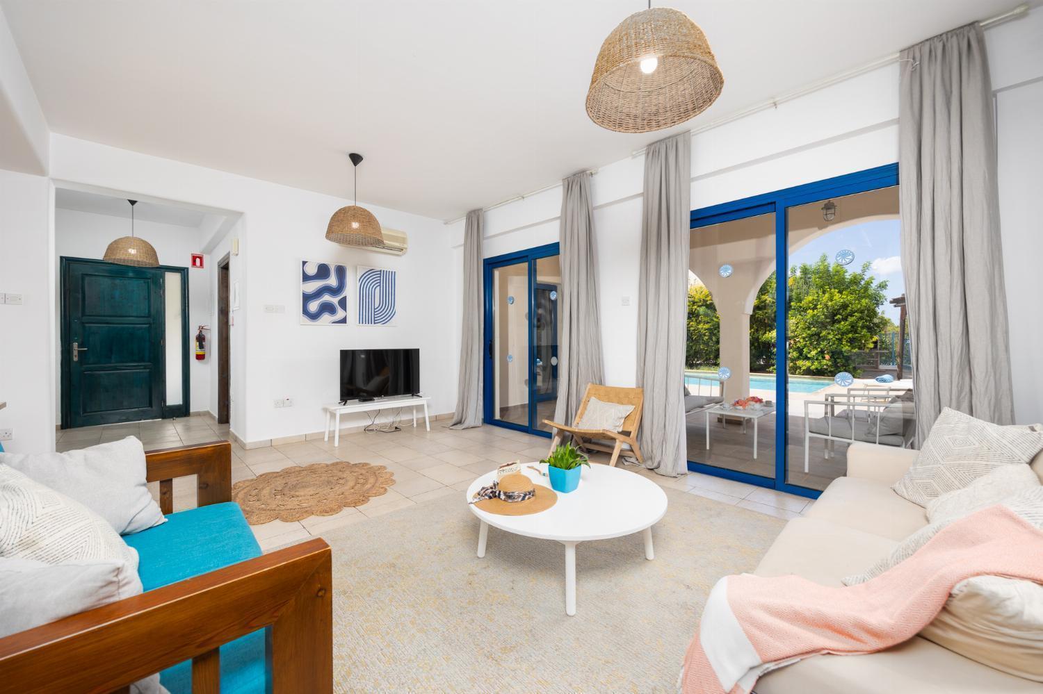 Poseidonas Villa Peyia